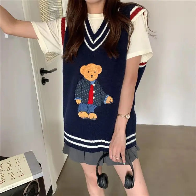 2024 Autumn Winter Women's Vest Japanese Style Cartoon Bear Pullover Vest Sweater Oversize Harajuku Kawaii Clothes Knitted Vest