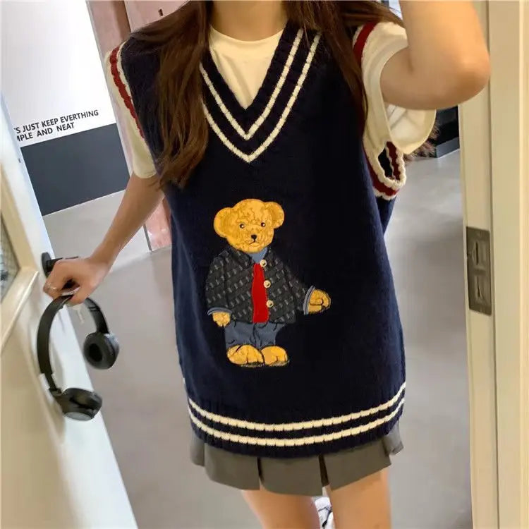 2024 Autumn Winter Women's Vest Japanese Style Cartoon Bear Pullover Vest Sweater Oversize Harajuku Kawaii Clothes Knitted Vest