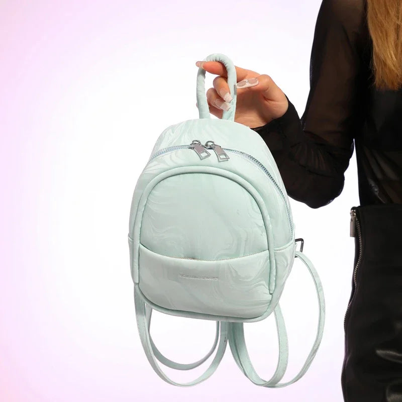 Mochilas de moda con cremallera sólida de PU con compartimento interior para viajes diarios, bolsos para damas en oferta 2024, mochilas de moda exquisitas