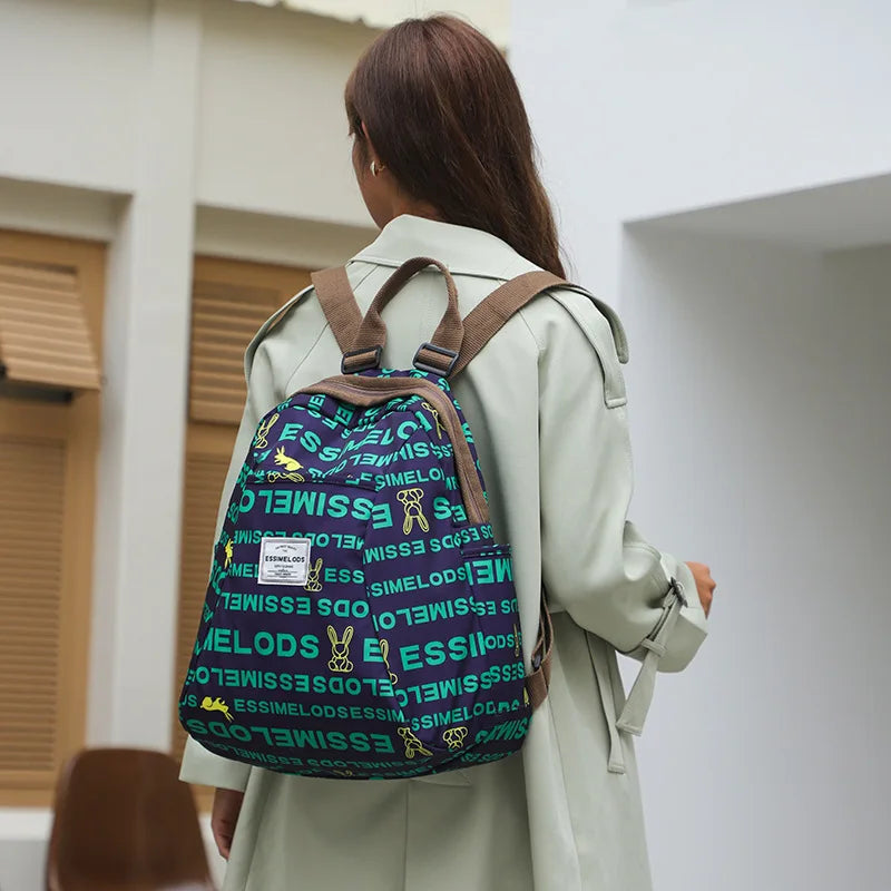 Large capacity fashion casual versatile women's backpack women's retro  trend student lightweight Korean backpack