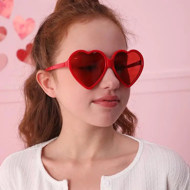 2024 New Heart Rimless Sunglasses Women Retro Men Tinted Sun Glasses Brand Designer Party Eyewear UV400 Shades Oculos Female