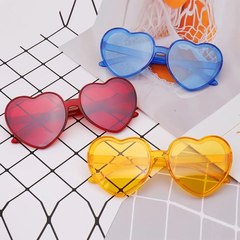 2024 New Heart Rimless Sunglasses Women Retro Men Tinted Sun Glasses Brand Designer Party Eyewear UV400 Shades Oculos Female