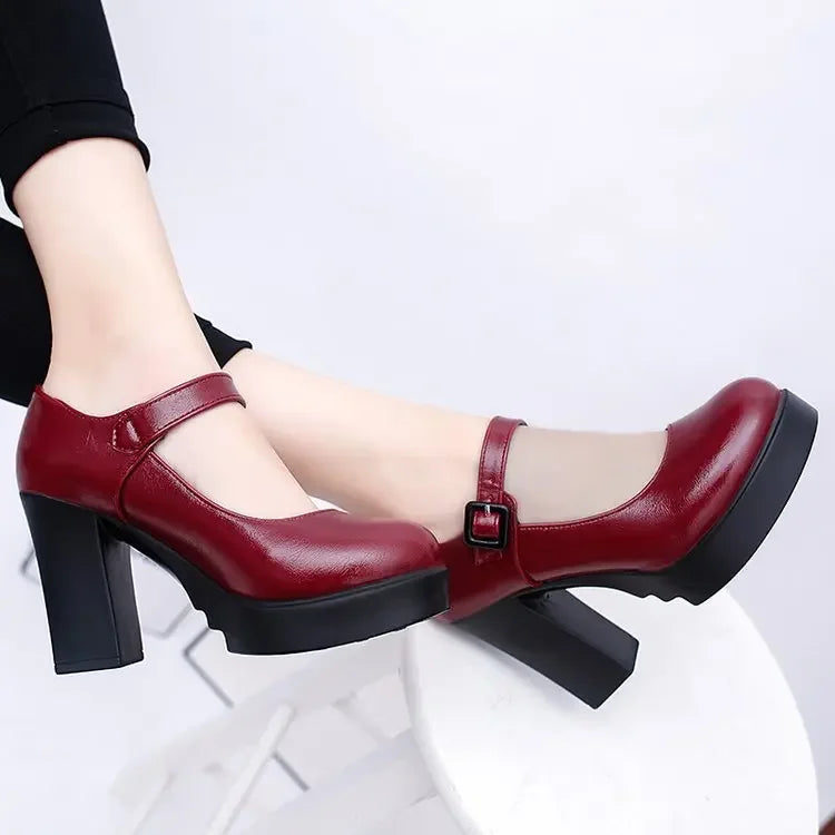 Women's Black high heels Pumps Catwalk sandals Soft-soled Leather Thick Heels Large Size Women's Shoes Elegant woman heels