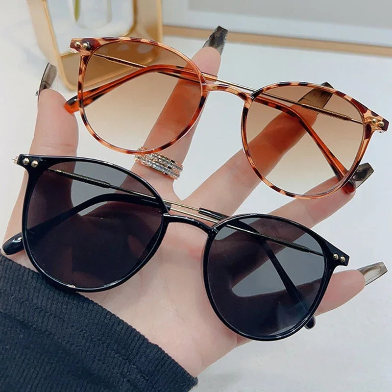 2024 New Korean Fashion Trend Women Sunglasses Men Unisex Outdoor Sunshade Glasses UV400 Sunscreen Polarizing Sunglasses