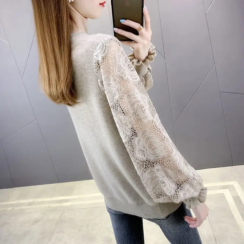 2023 New Spring and Autumn Round Neck Pullover Hollow Out Sweater Women's Knitted Loose Lace Fashion Casual Top Chain Trend