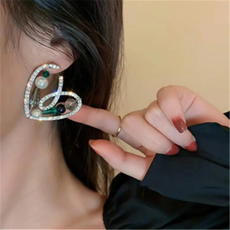 New Fashion Trend Unique Design Elegant Exquisite Long Snake Bone Tassel Earrings For Women Jewelry Wedding Party Premium Gift