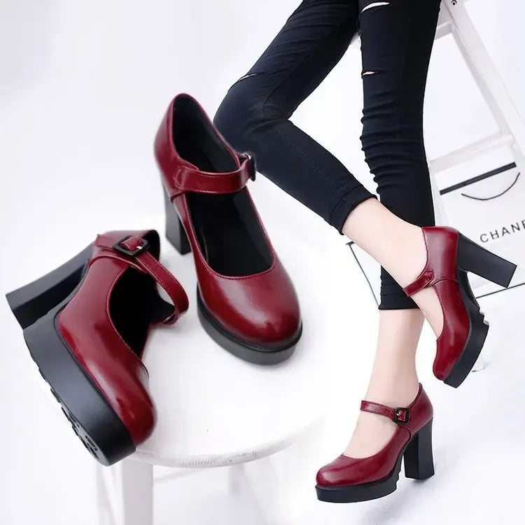 Women's Black high heels Pumps Catwalk sandals Soft-soled Leather Thick Heels Large Size Women's Shoes Elegant woman heels