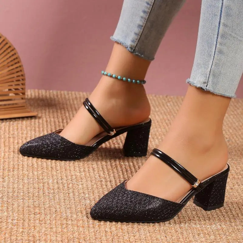 Zapatos de tacón alto con adornos dorados y plateados para mujer, zapatos de fiesta a la moda con tiras en la espalda, sin cordones, con punta en pico y tacón grueso