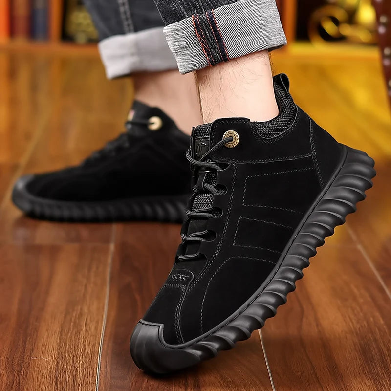 Men Casual Snow Boots lace up high top plush Warm Winter Shoes Men Hiking Boots Outdoor fashion Sneakers Man cotton shoes