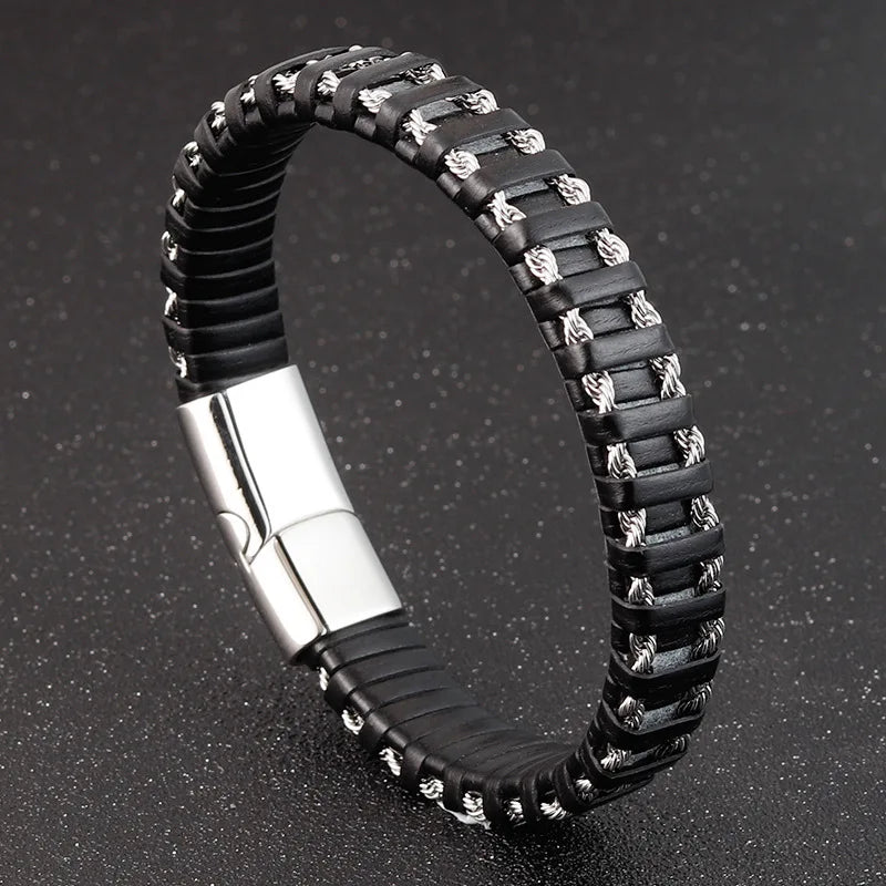 Pulseras de cuero negro trenzado para hombre, estilo punk, de acero inoxidable, para amigos, joyería de moda, regalos